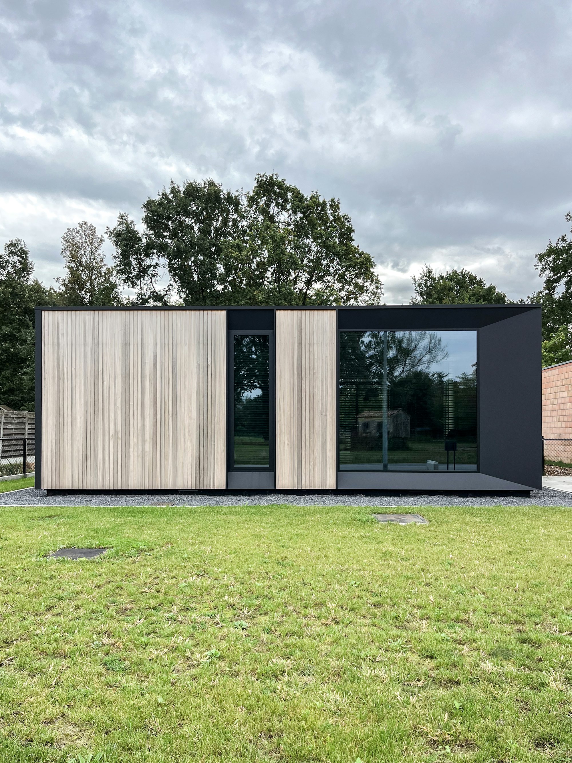 Skilpod #108 — houtskeletbouw bungalow woning met 2 slaapkamers, modern design in natuurhout