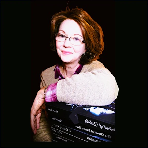 Author Renee Ross