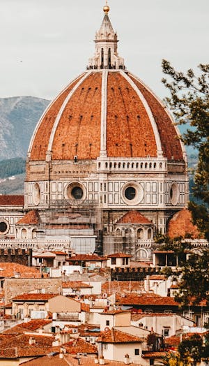 Picture of a rooftop view in Florence, Italy. 