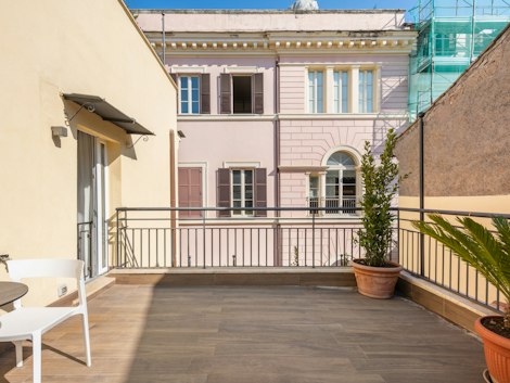 Numa Roma Numa Verso Rome – Official Site | Exclusive 10% Off