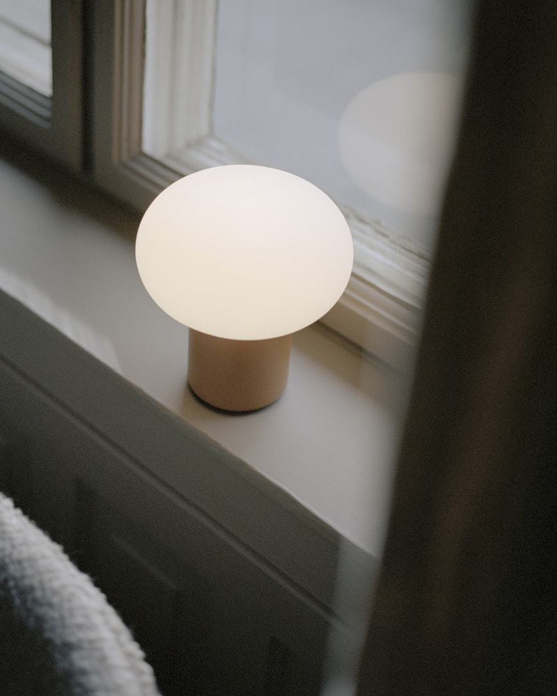 Karl-Johan Portable Table Lamp