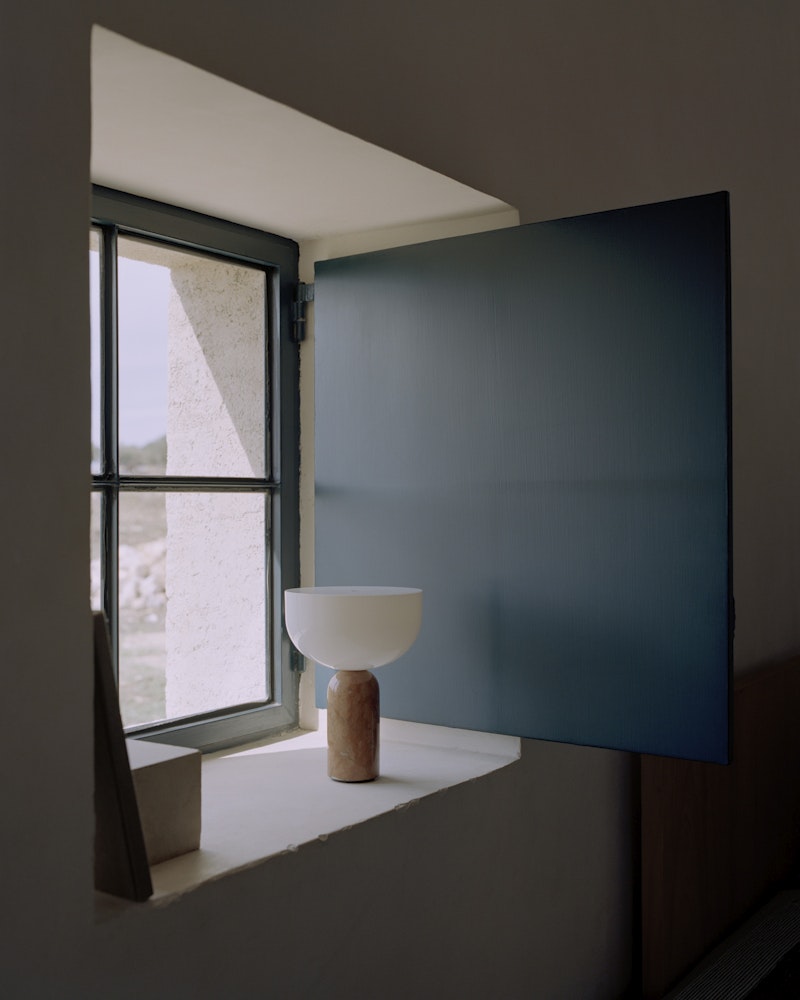 Kizu Portable Table Lamp