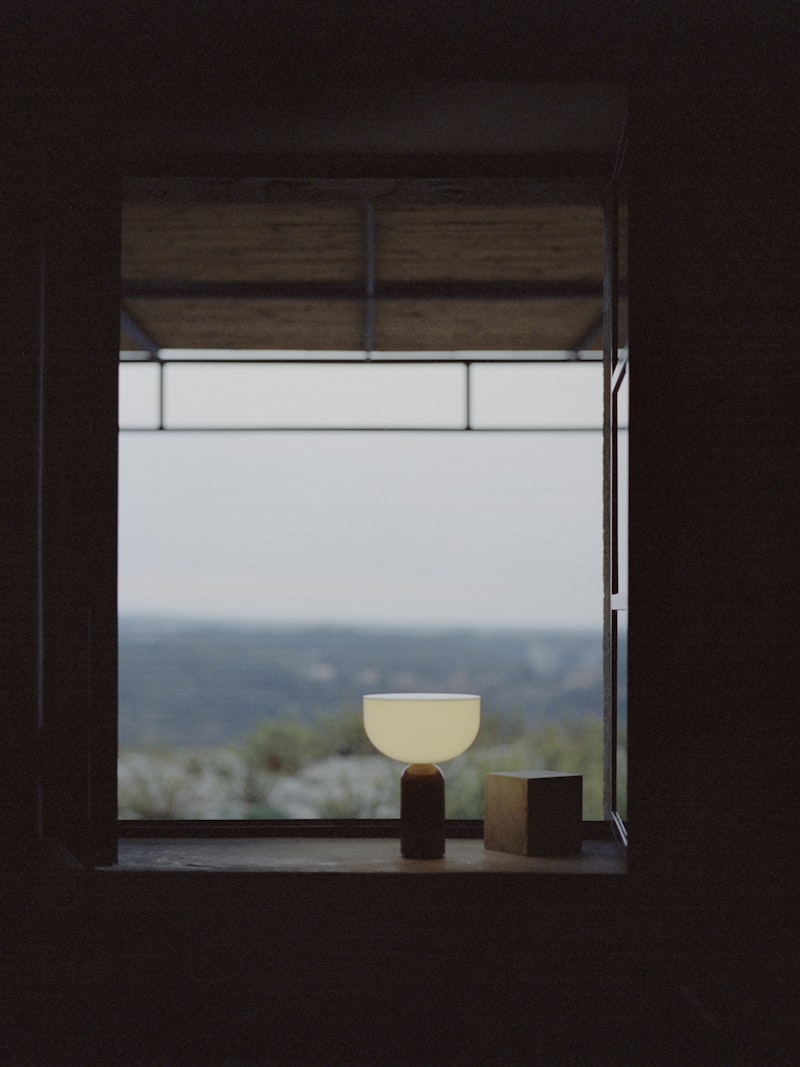 Kizu Portable Table Lamp