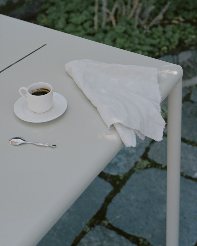 May Table 170x85