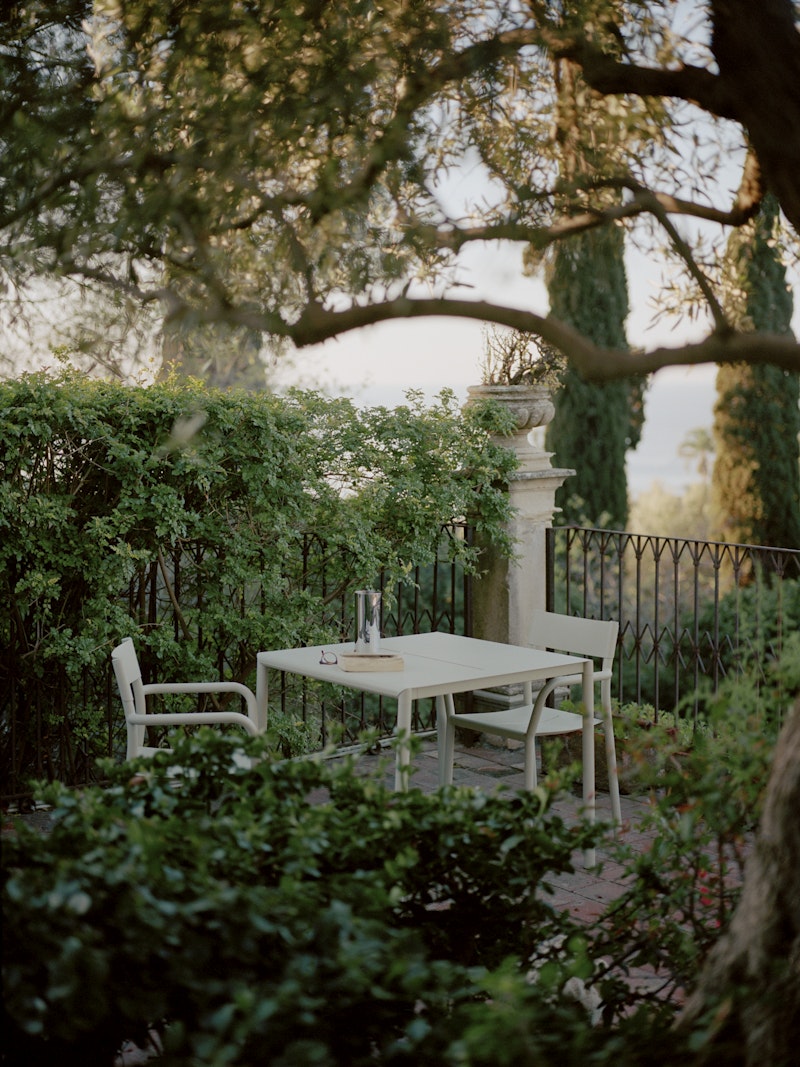 May Table 85x85