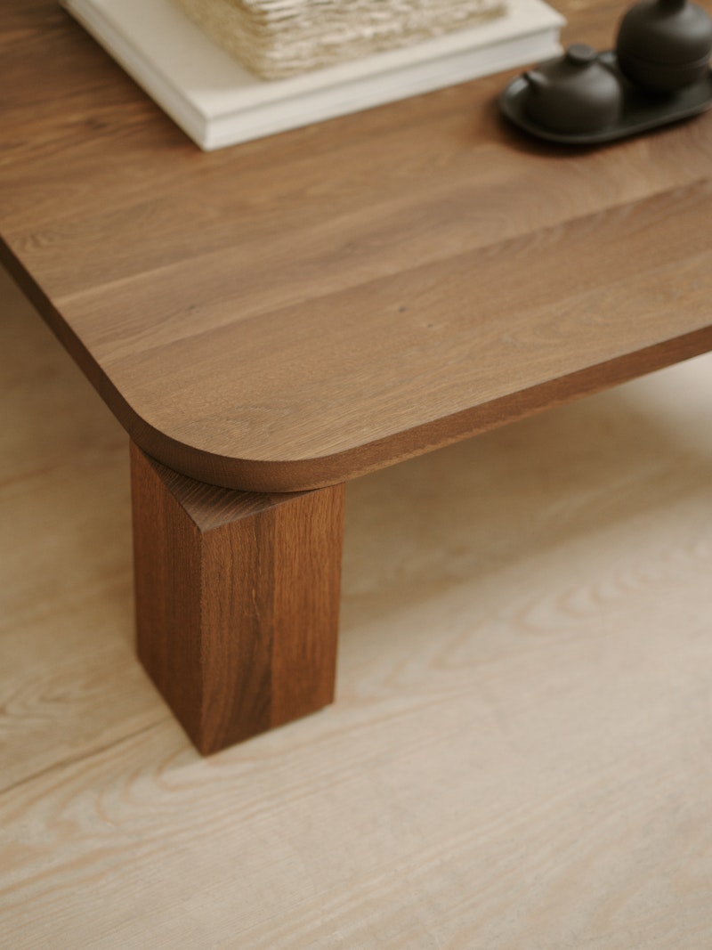 Atlas Coffee Table 82x82