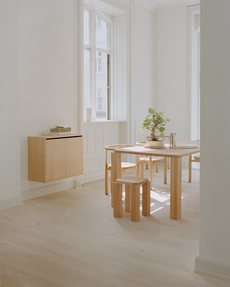 Atlas Stool