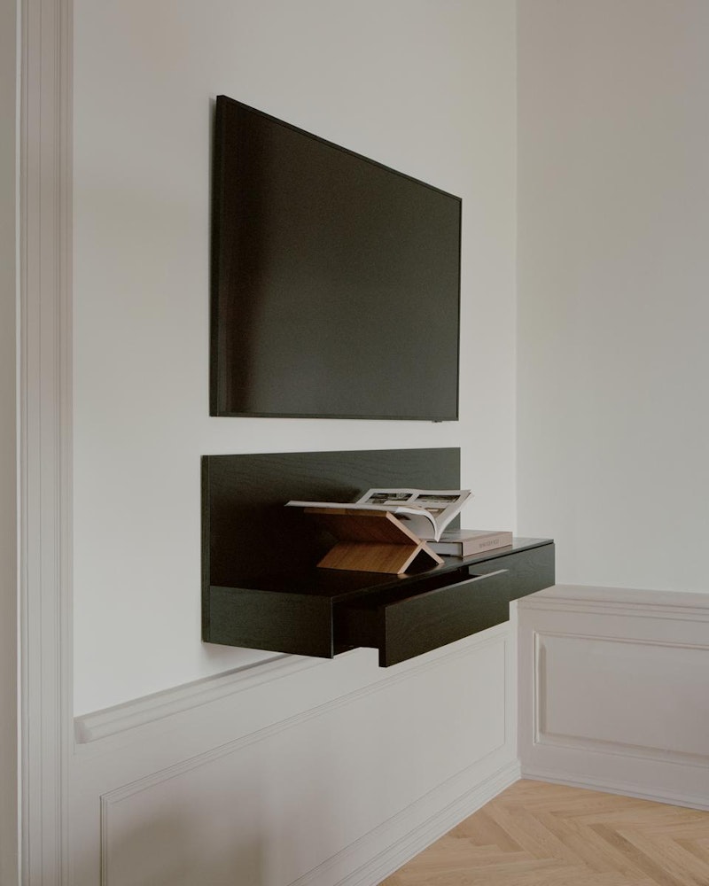 Tana Wall Mounted Media Module