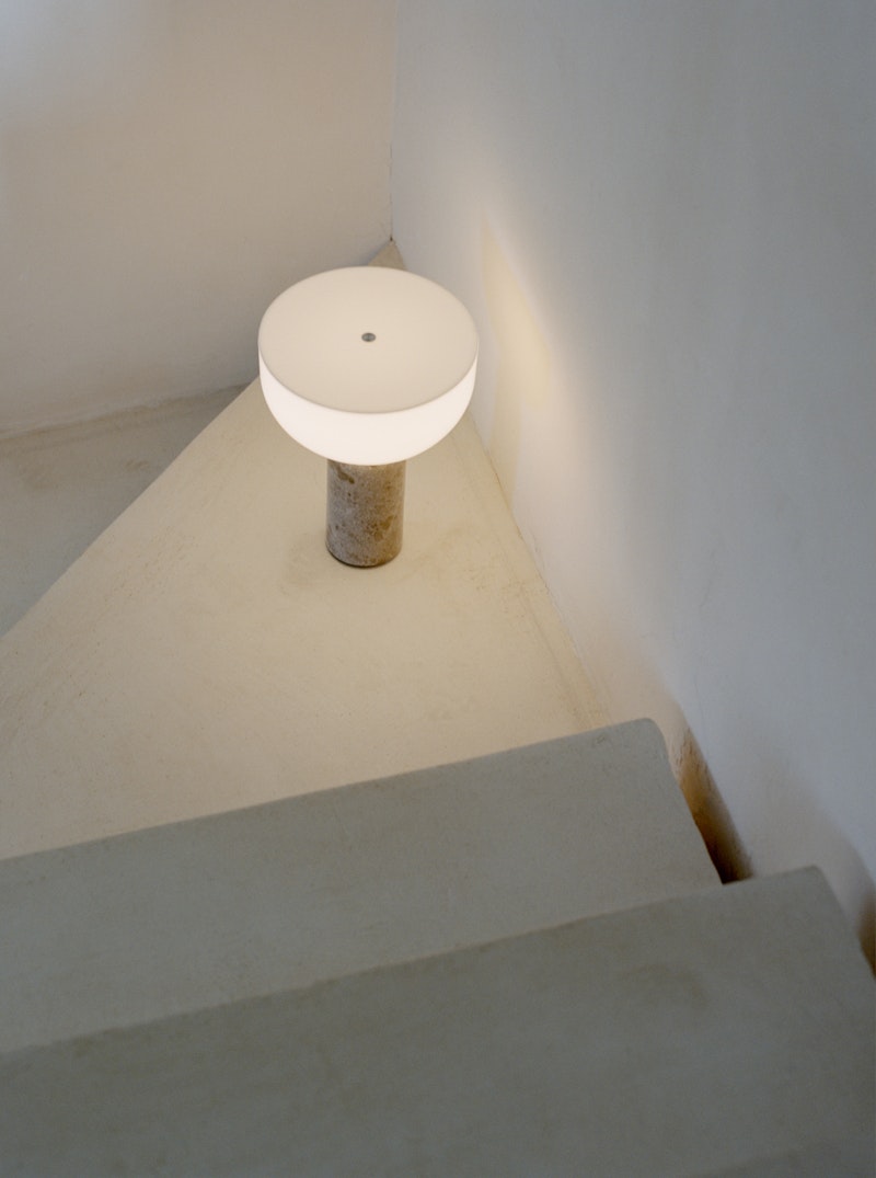 Kizu Portable Table Lamp
