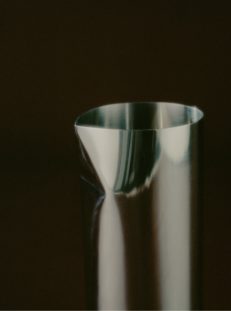 Pleat Pitcher