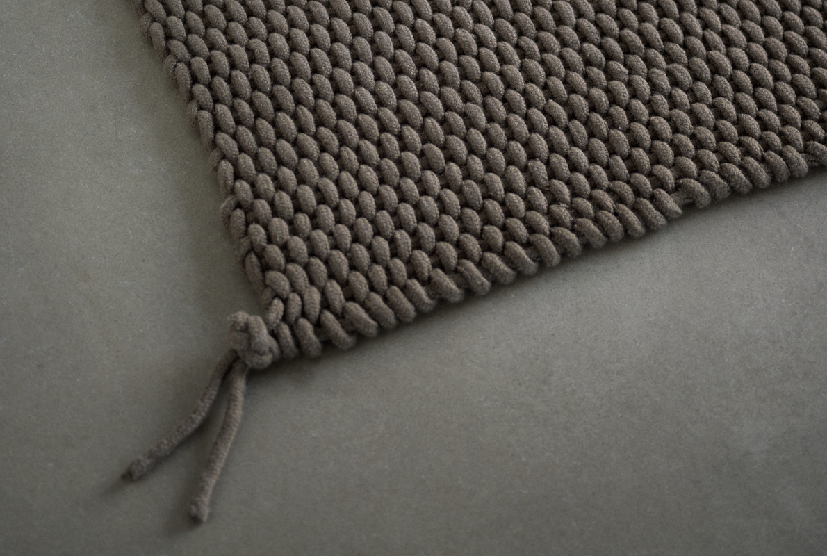 Knot Rug 300x400