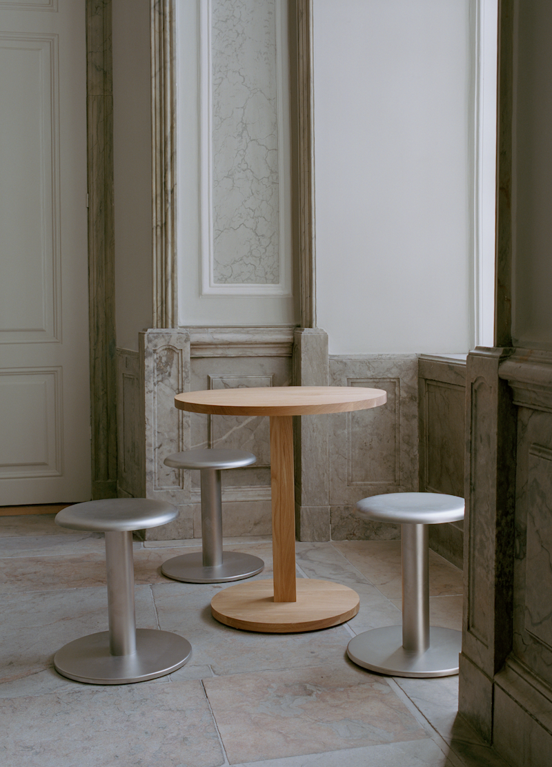 Coupe Stool