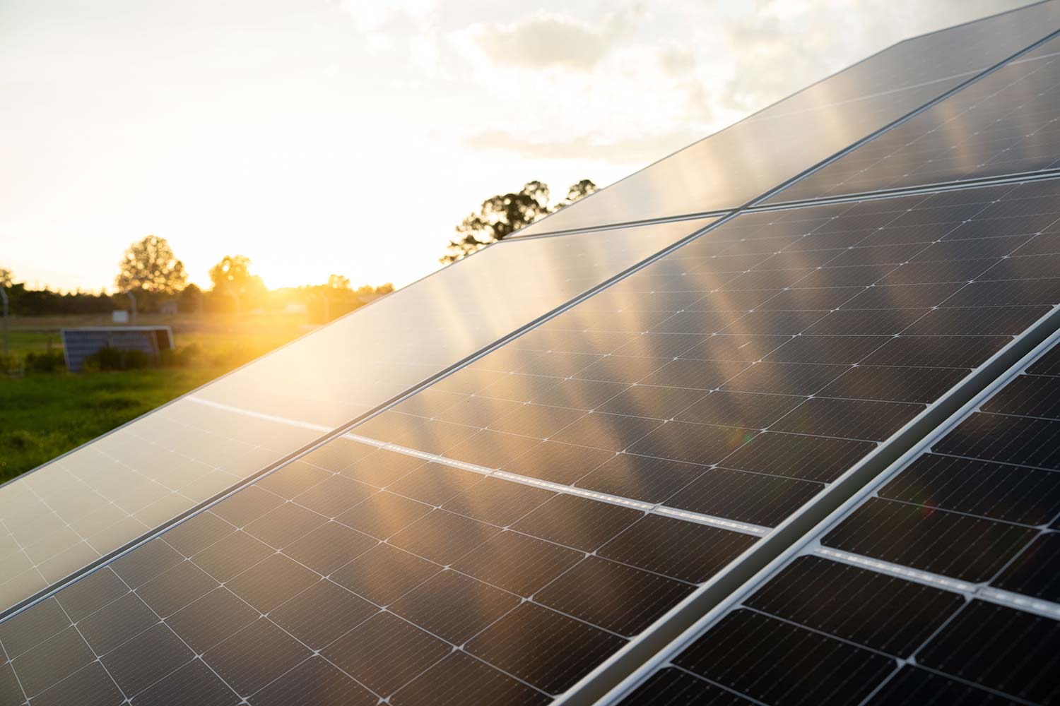 sunrise-reflection-solar-panel