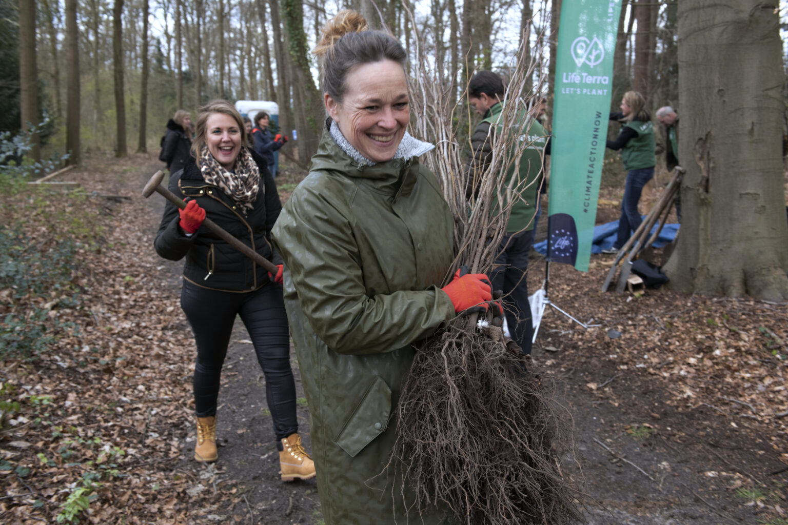 Adyen team Adyen team planting with Life Terra.