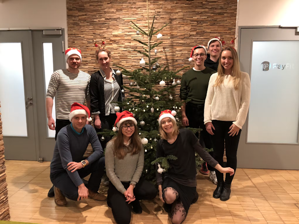 Dezember - Marketing, People und Sales