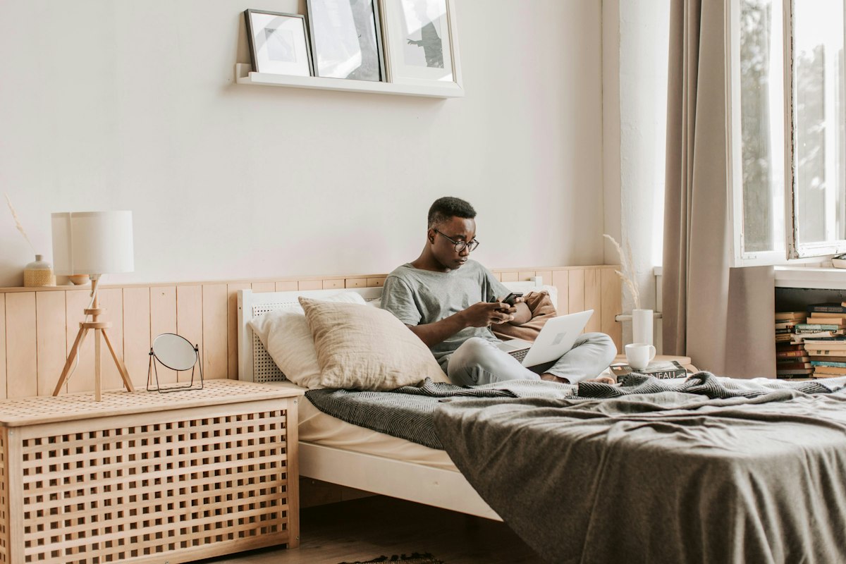 Unpaid leave UK: employer rights, rules and payroll 2026/27