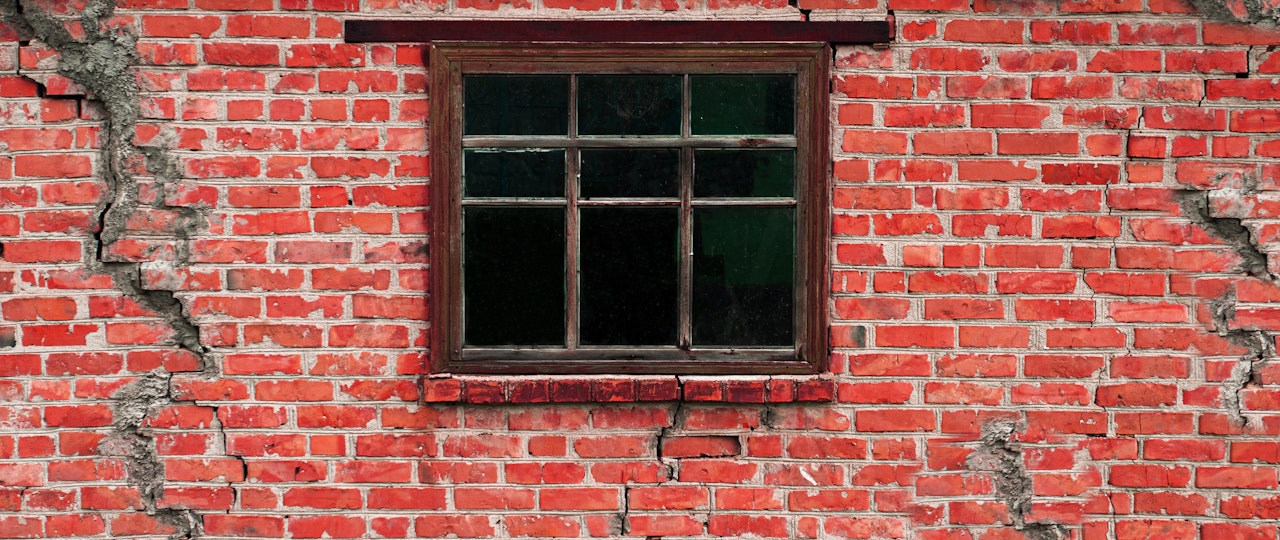 Signs of structural damage to a house
