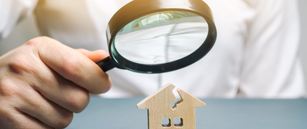 Are tenants liable for damages to a neighbour's property?