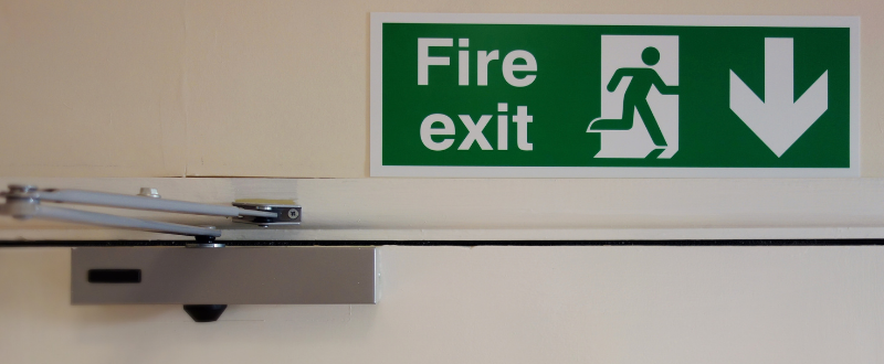 fire door exit sign