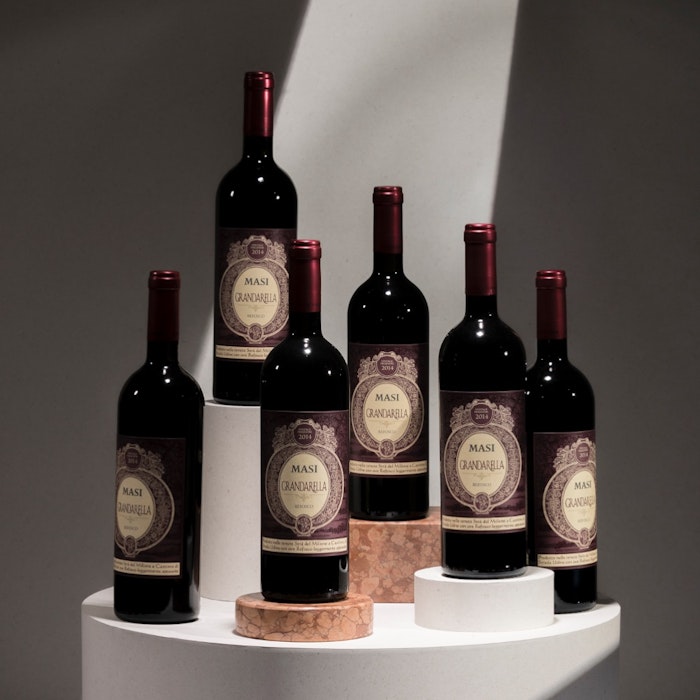 https://www.datocms-assets.com/50627/1657527601-1-1-grandarella-campofiorin-refosco-venezie-igt-jpeg.jpeg?auto=format&h=700