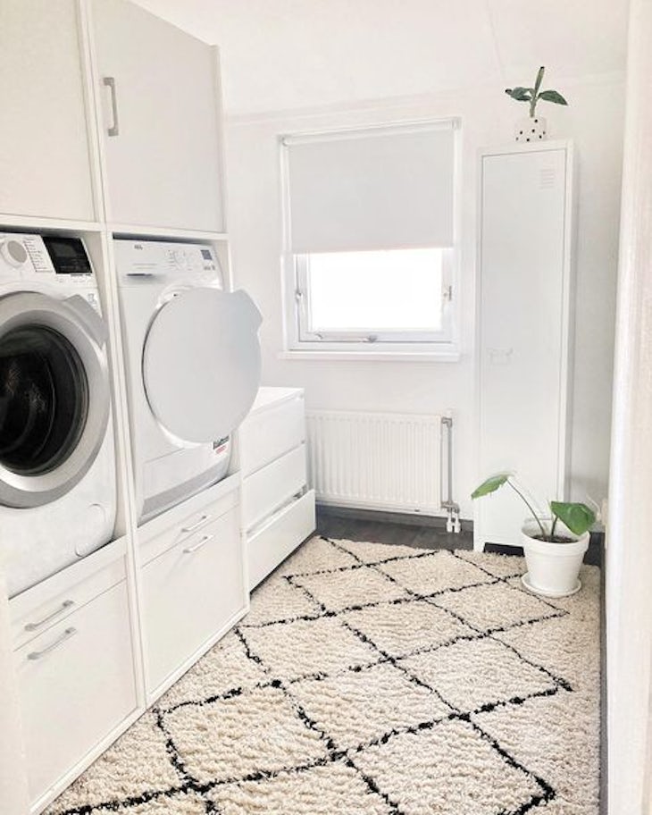 witte wasmachine kast met deuren inspiratie decoratie naast elkaar droger en wasmachine