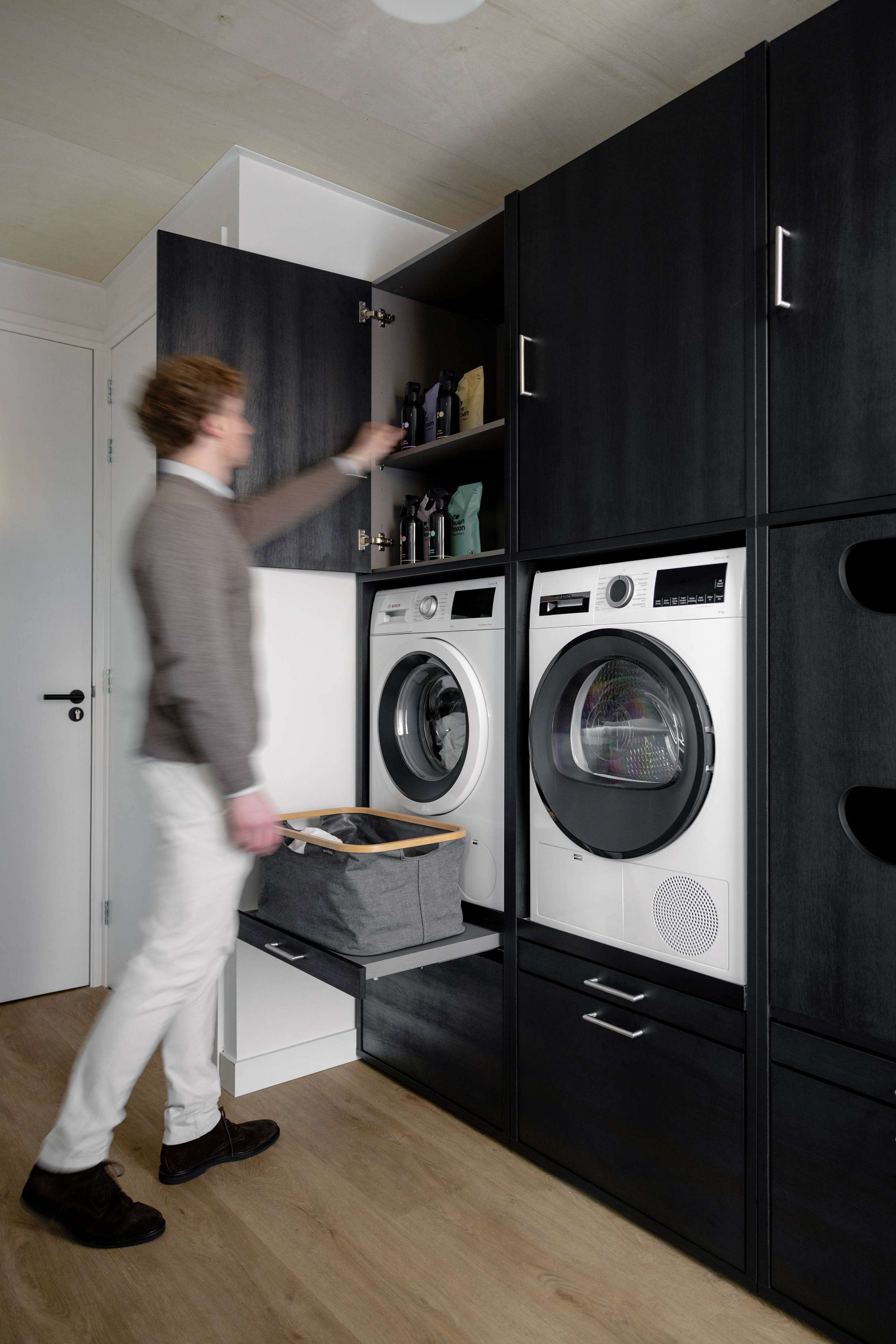 Wasmachine kast met lade: dé toevoeging aan je wasruimte