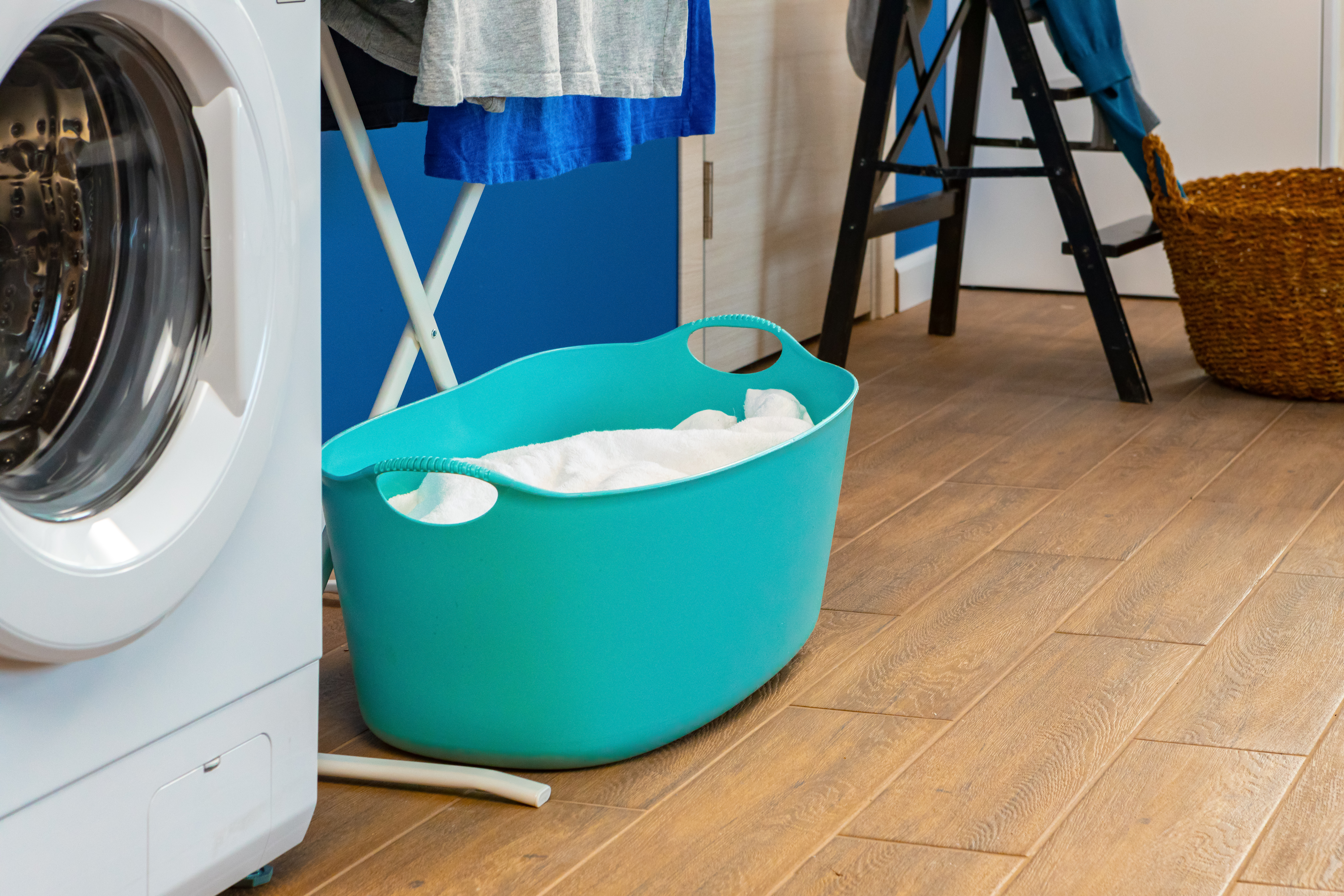 Dryer on top of washing machine 100 safe