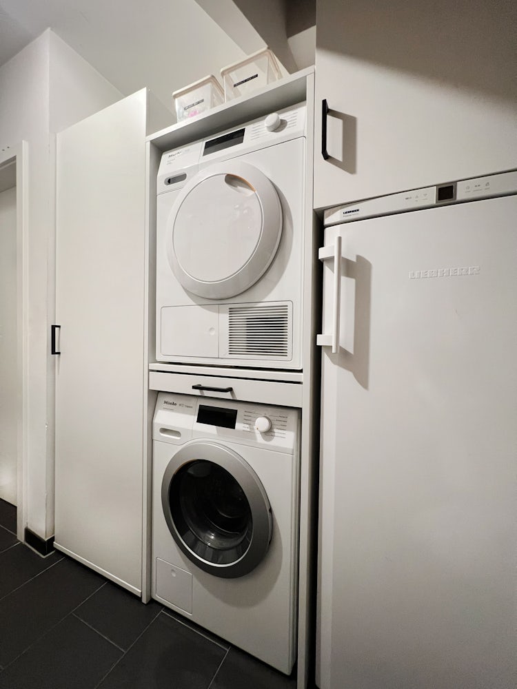 Washtower meuble machine à laver buanderie superposer lave linge et seche linge