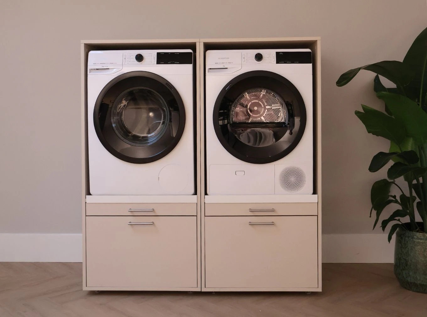 Schrank Für Waschmaschine Und Trockner Nebeneinander Waschmaschine und Trockner nebeneinander | 134x146 cm (BxH)