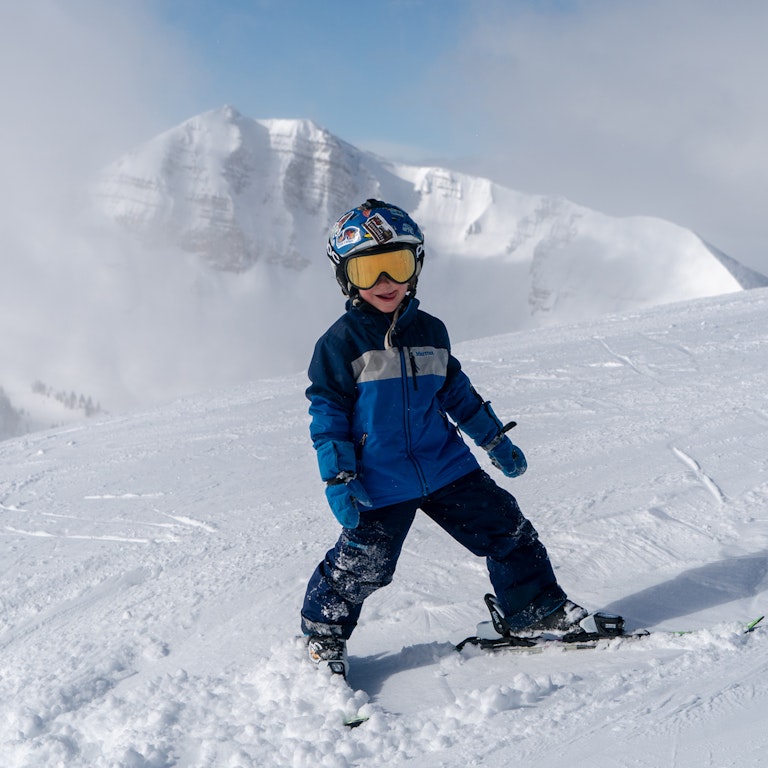 child skiing rendezvous bowl