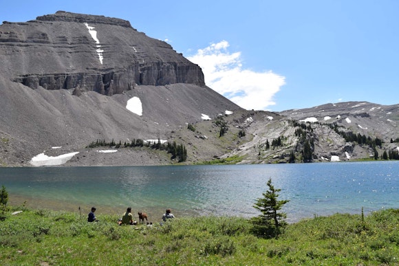Lunch break at Brewster Lake