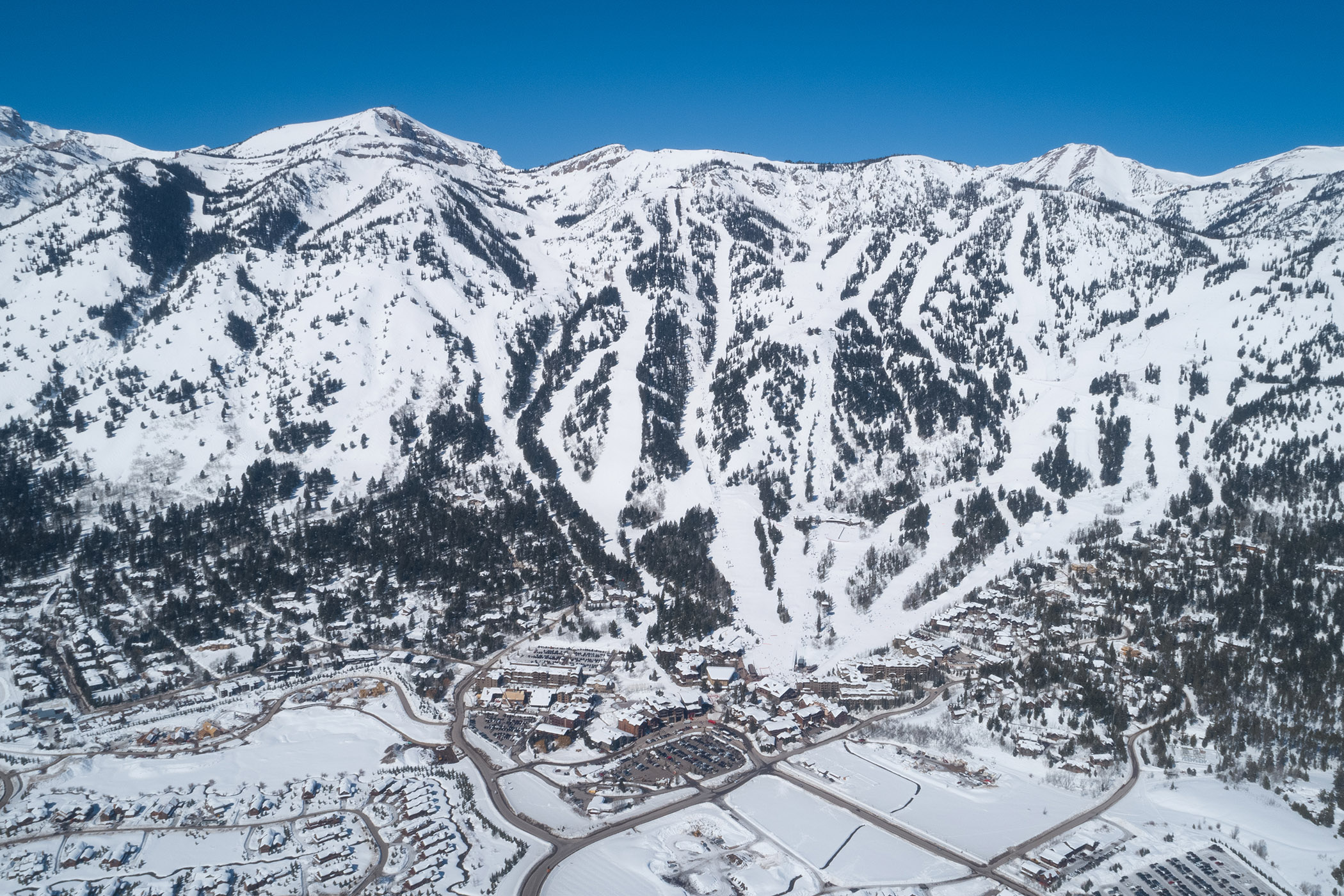 Хол гора. Джексон Хоул. JHMR Ski Resort. Jackson hole Wyoming. Jackson hole Pass.