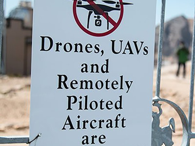 No aerial drone policy sign