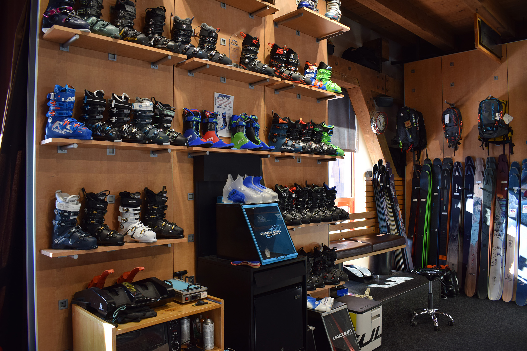 Shopping in Teton Village - Jackson 