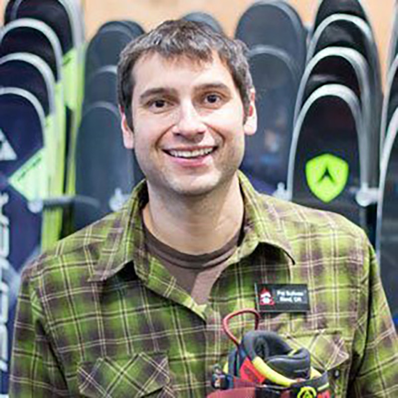 Winter bootfitting employee