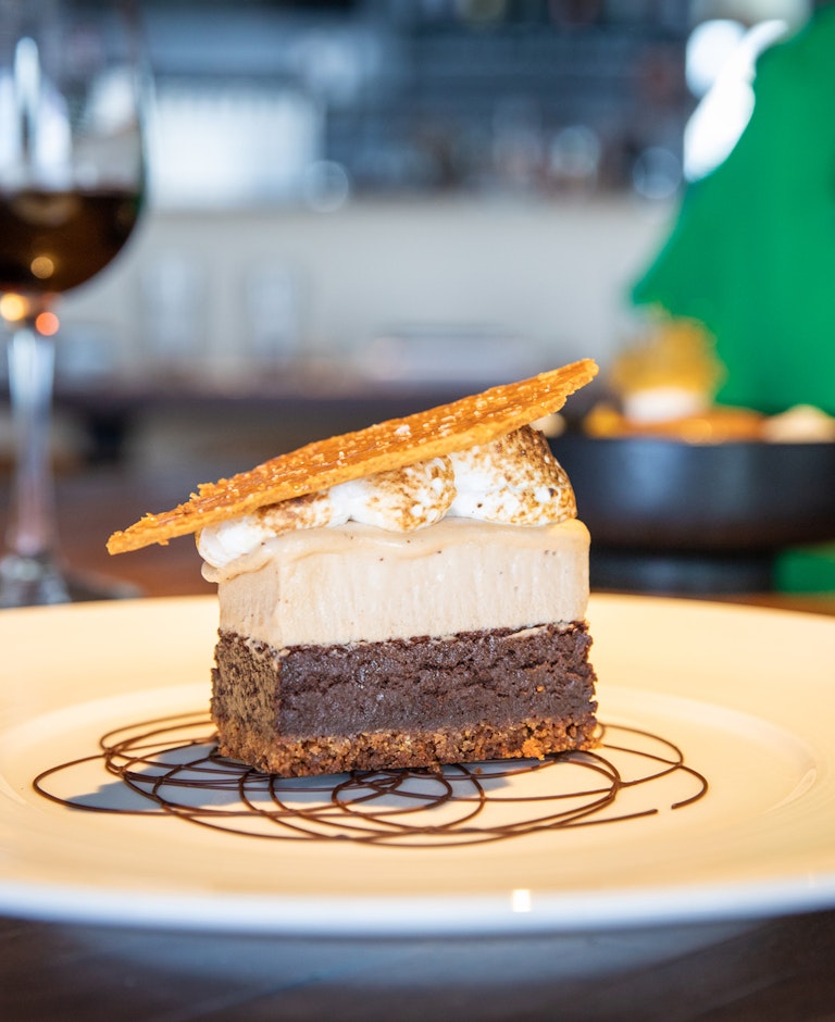 Piste Mountain Bistro cake