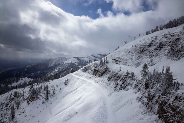 New snow off of Laramie Bowl traverse