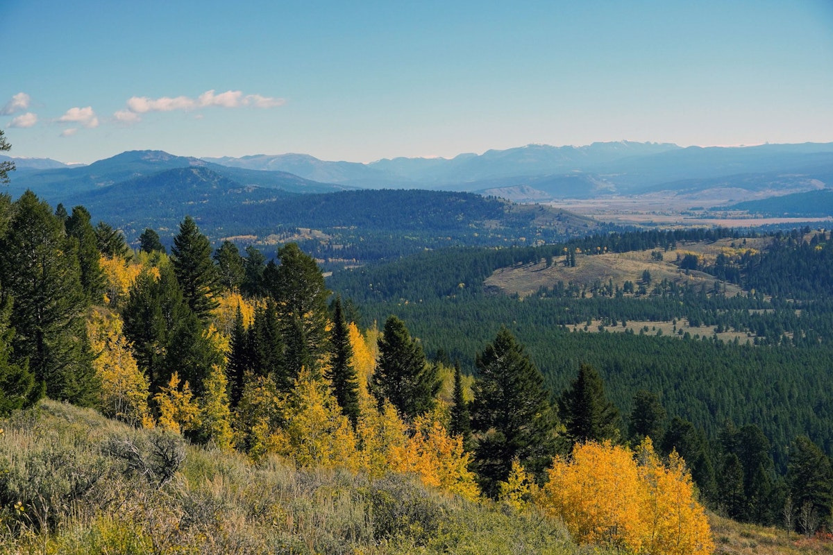 View of the valley from Signal Mountain in the fall