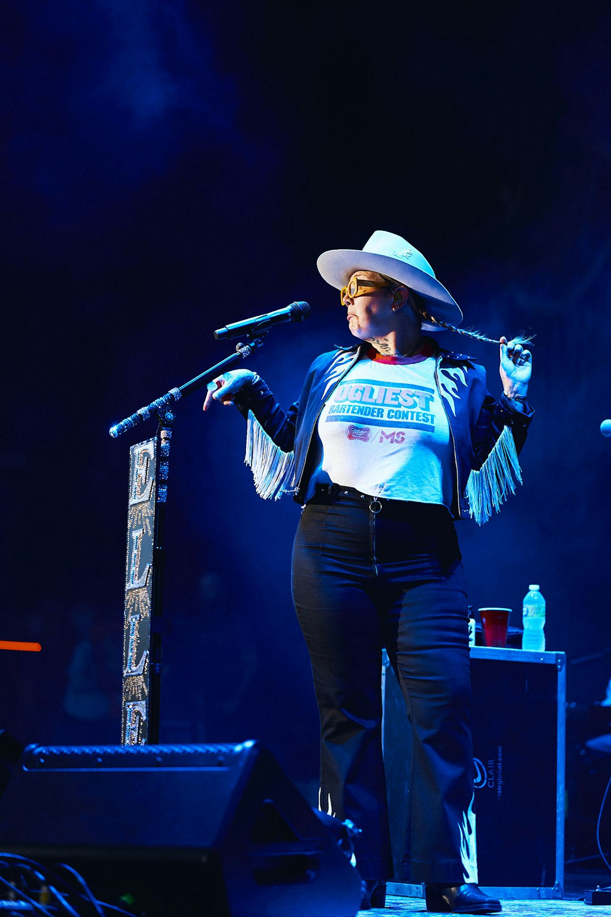 Elle King performing