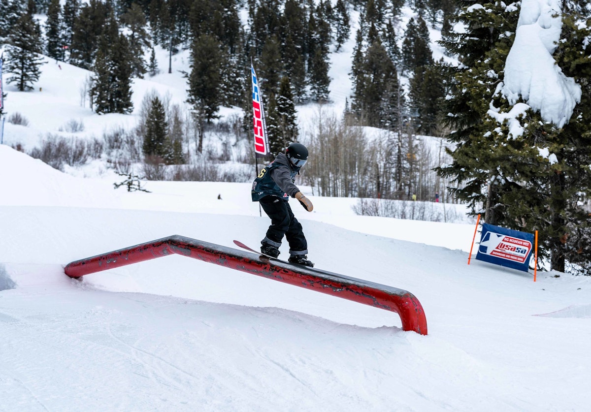 USASA competitor on a rail