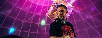 Barisone DJing