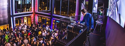 UmAmi DJing