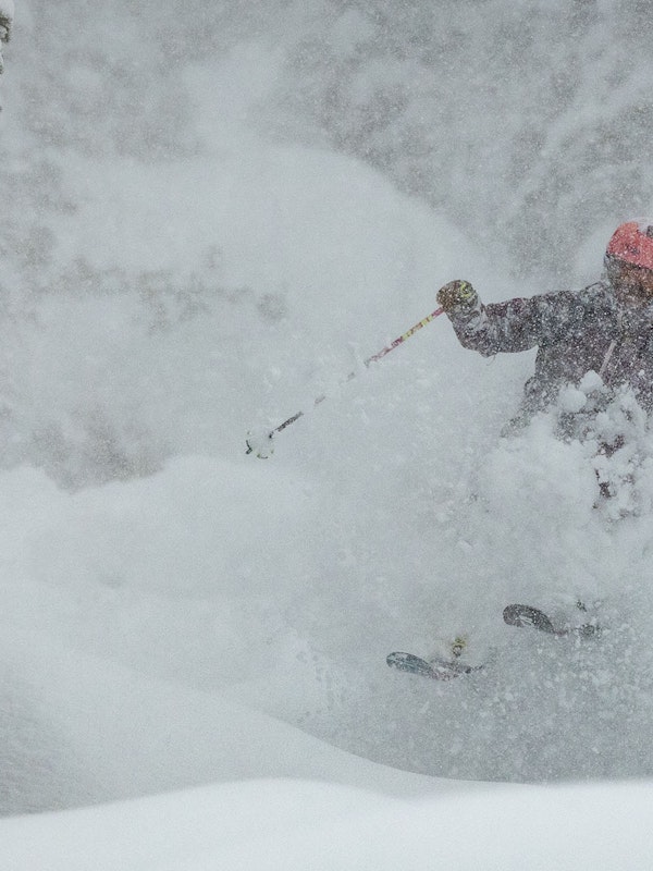 Skiing powder pillows