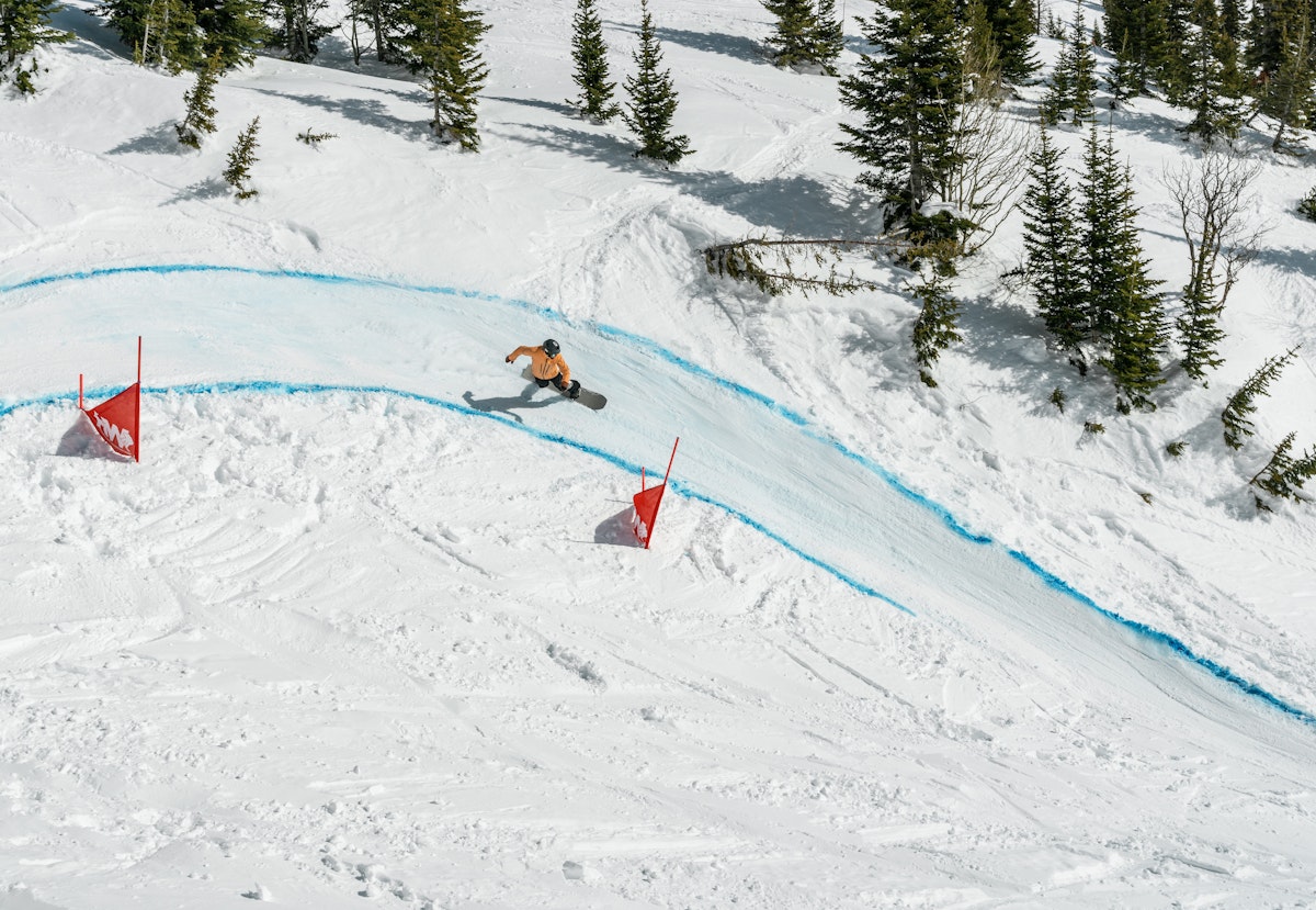 Snowboarder in Dick's Ditch