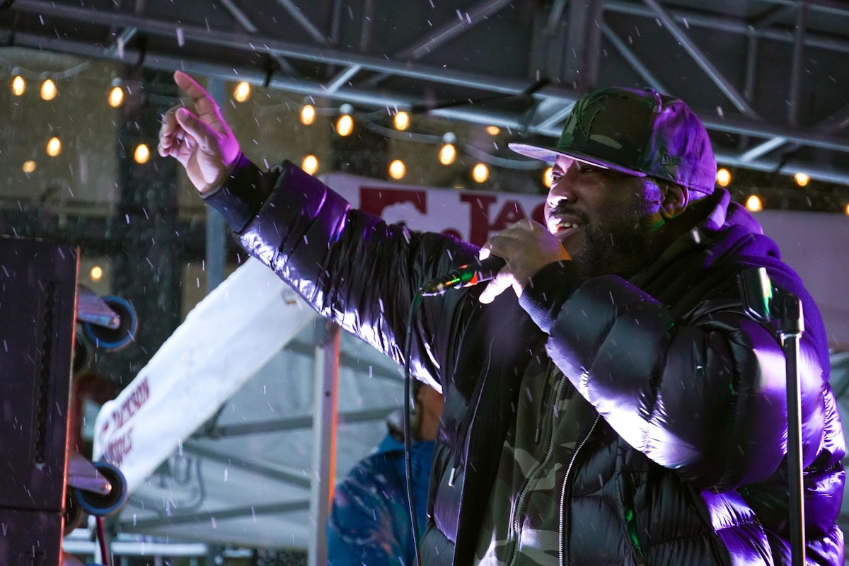 Rahzel performing at Road to Rendezvous