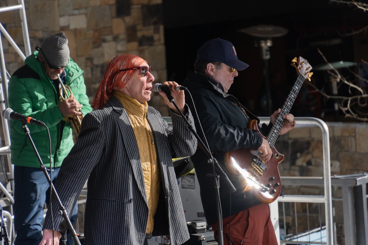 performing at Road to Rendezvous