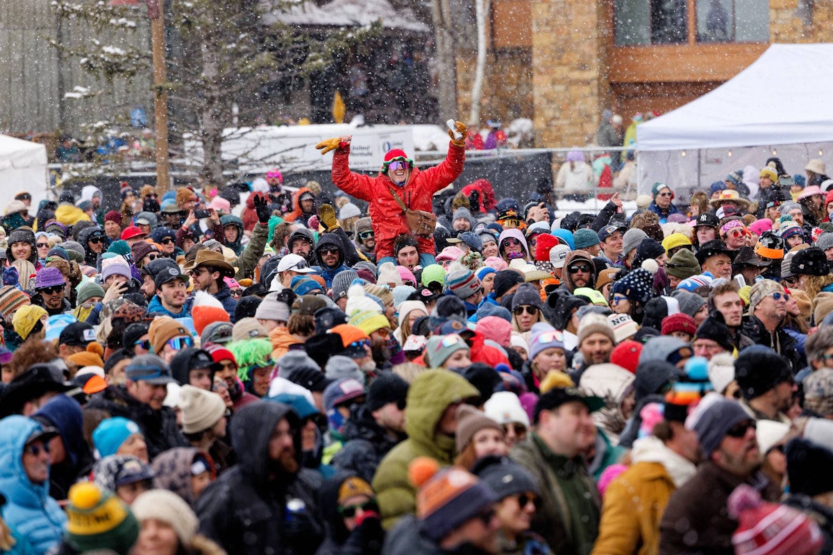 Crowd at Rendezvous Spring Festival