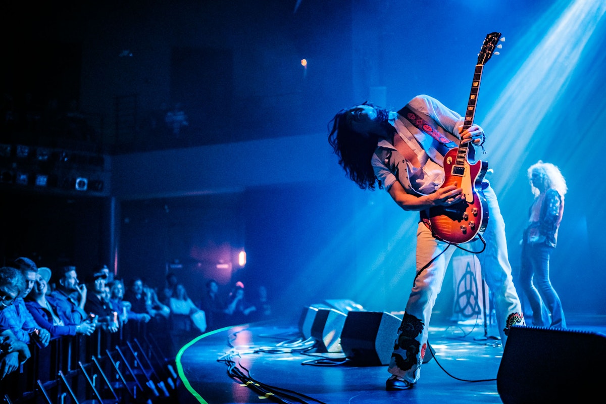 guitar solo from ZOSO concert