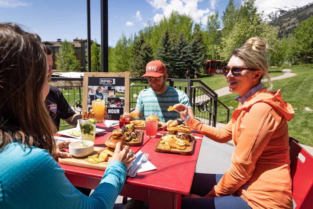 Lunch on the Tram Dock
