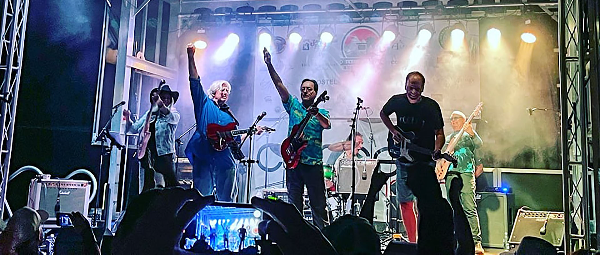 The Experts performing at Concerts on the Commons